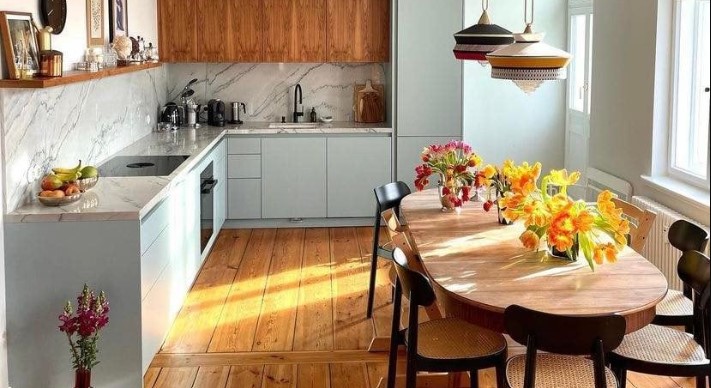 Coup de jeune dans votre cuisine : Astuces et inspirations pour un espace où il fait bon cuisiner.